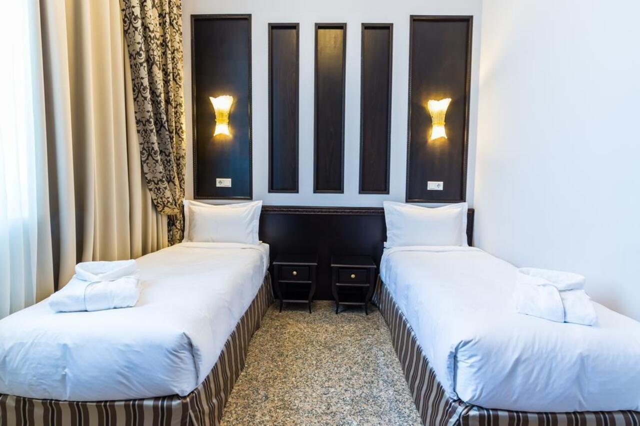 Royal Petrol Hotel Taldykorgan Εξωτερικό φωτογραφία