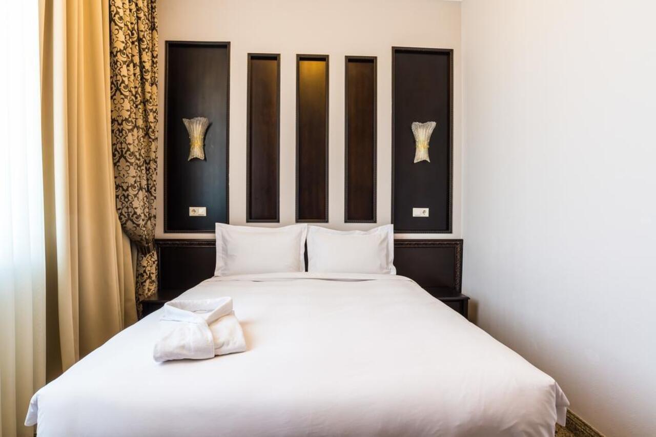 Royal Petrol Hotel Taldykorgan Εξωτερικό φωτογραφία