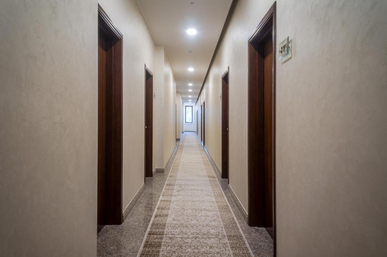 Royal Petrol Hotel Taldykorgan Εξωτερικό φωτογραφία